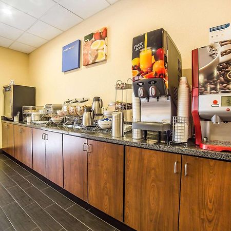 Comfort Inn Ballard-Roosevelt Bagian luar foto