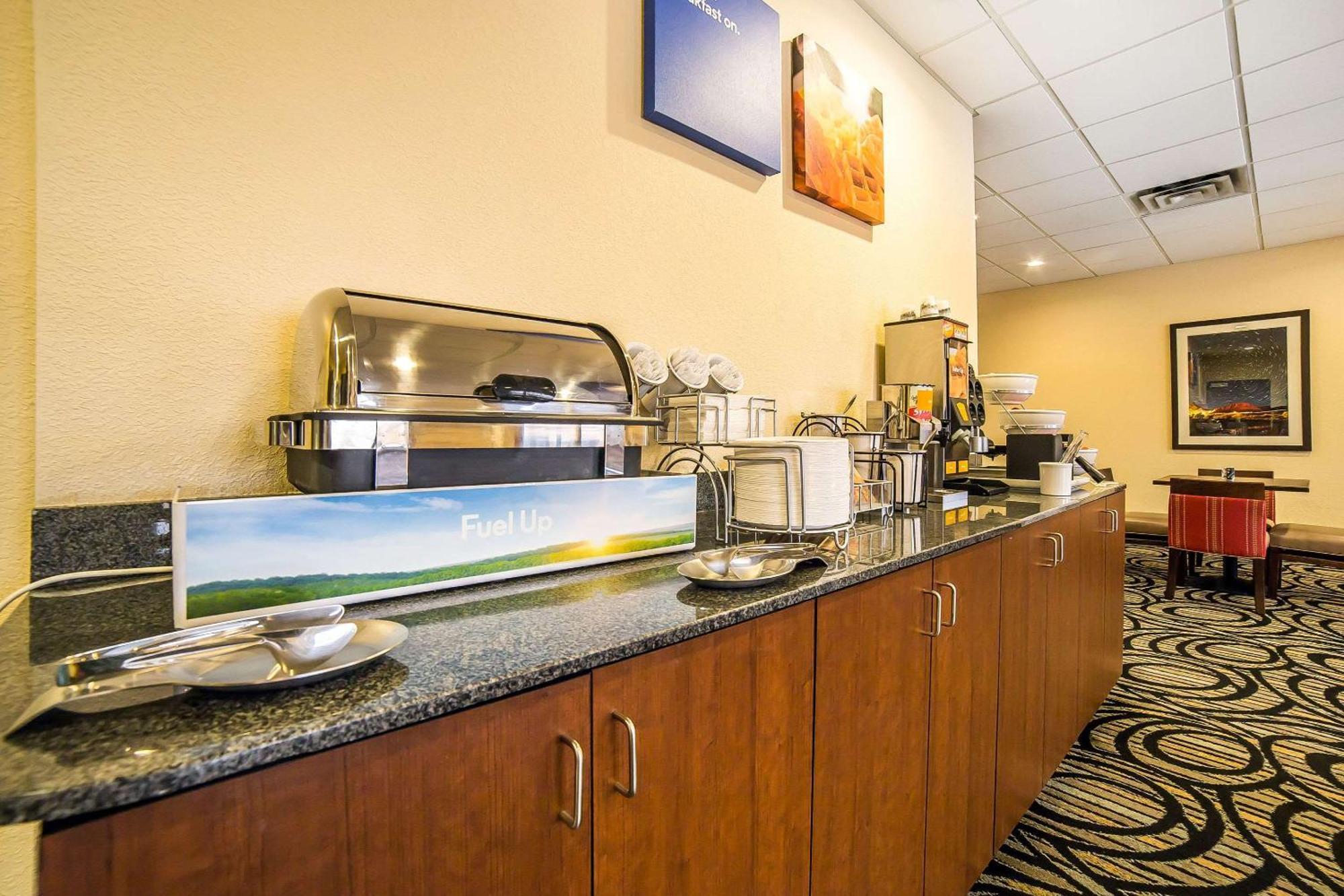 Comfort Inn Ballard-Roosevelt Bagian luar foto