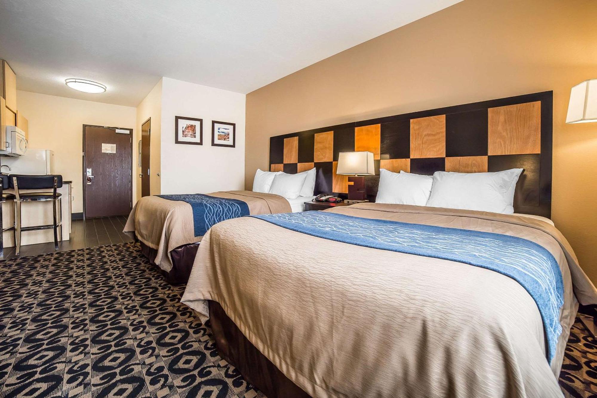 Comfort Inn Ballard-Roosevelt Bagian luar foto